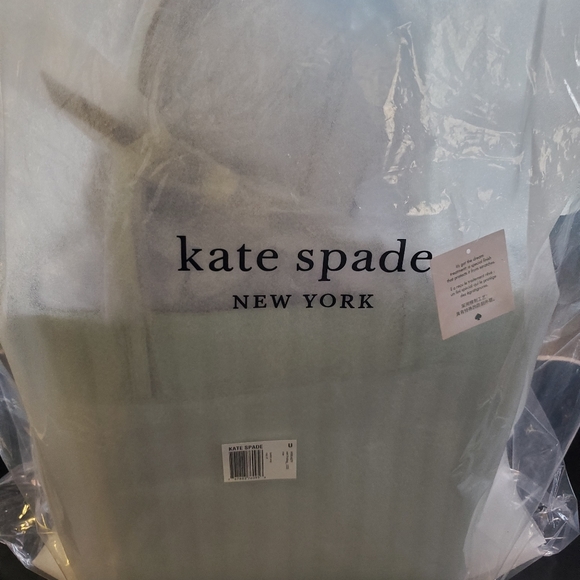 Kate Spade - Picture 5 of 6